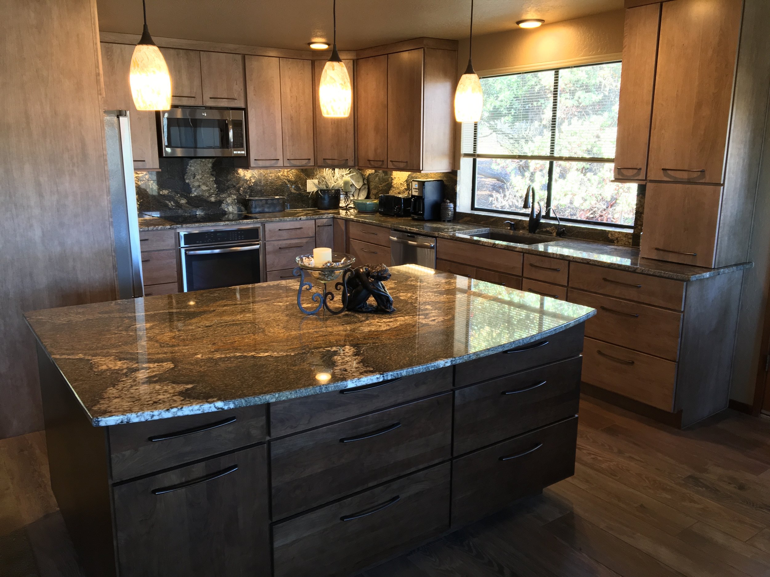 Kitchen remodeling and renovation services by experienced Chico California general contractor and carpenter